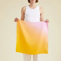 Boutiques de musées Carré de soie Rose/jaune 70x70cm Best