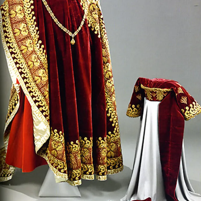 Catalogues D'Exposition<Boutiques de musées Fastes de cour et cérémonies royales