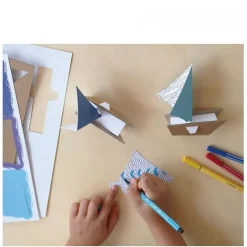 Boutiques de musées Kit de 6 voiliers en carton à colorier et à construire Discount