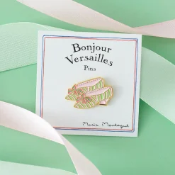 Boutiques de musées Pin's Bonjour Versailles Escarpins Outlet