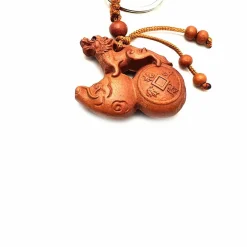 Habits Et Accessoires<Boutiques de musées Porte-clés en bois Feng Shui - Dragon sur Wulou