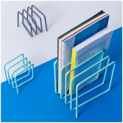 Boutiques de musées Porte-revues en métal Bleu - Block Design Outlet