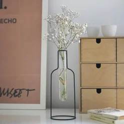Boutiques de musées Vase Silhouette Bouteille Noir - Balvi Discount